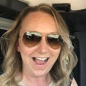 Meet your Posher, Blaine